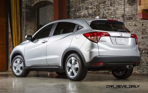 Rear door current dimensions to compare with previous models dimensions dimensions comparison of new cars with. 2016 Honda HR-V LA Debut