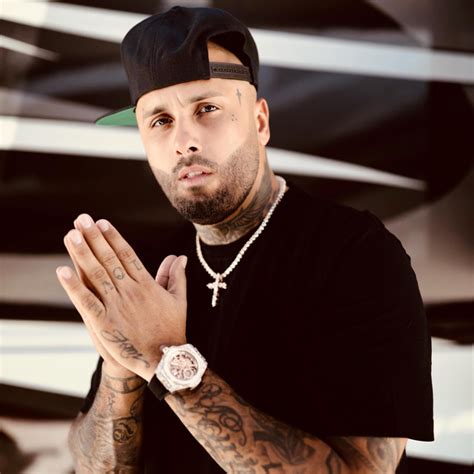 Ver las letras de nicky jam y escuchar travesuras (remix) (part. Nicky Jam on Spotify