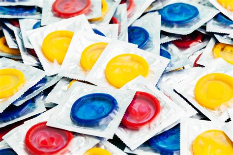 Independent Nurse University Freshers Urged To Use Condoms Amid Record Levels Of Gonorrhoea