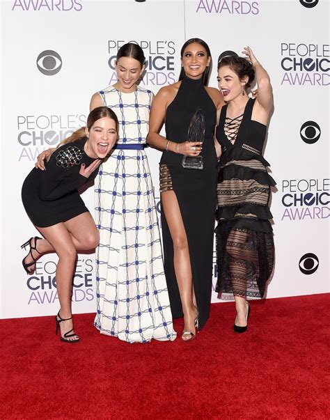 best pictures from the people s choice awards 2016 popsugar celebrity