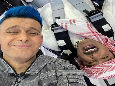 ويظهر رامز جلال في البرنامج لاحقا ليوقع ضيفه في مقلب التعذيب وجهًا لوجه، أثناء جلوس الضيف على كرسي وهو مقيد ولا يستطيع الحركة. جولولي | عبدالله بالخير يسجل أغرب رد فعل في برنامج «رامز ...