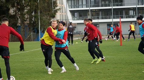Fc nürnberg setzt es eine überraschend deutliche niederlage. 1. FC Nürnberg (@1_fc_nuernberg) | Twitter