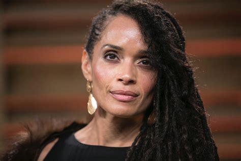 Discover how much the famous tv actress is worth in 2021. Bill Cosby's Treatment of Lisa Bonet Was a Sign | The Mary Sue