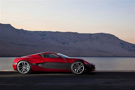 Thanks to a quartet of permanent magnet electric motors, one for each wheel, it has a total output of 1088 hp. Rimac Concept_One, The Electric Supercar