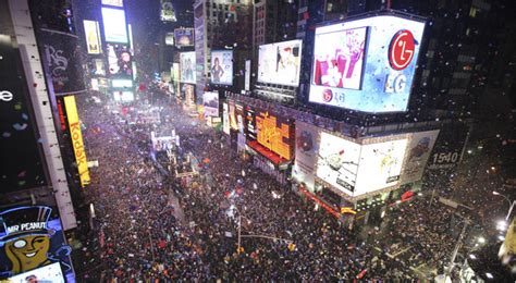 Crowds In Times Square Celebrate 2010 The New York Times