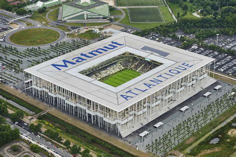 Apart from serving as bordeaux' new home, the stadium also got built with the purpose to serve as one of the playing venues of the euro 2016. Le Matmut Atlantique, le nouveau Stade de Bordeaux - Le ...