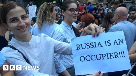 Russia Says Georgia Isnt Safe Russians In Georgia Say Otherwise Bbc