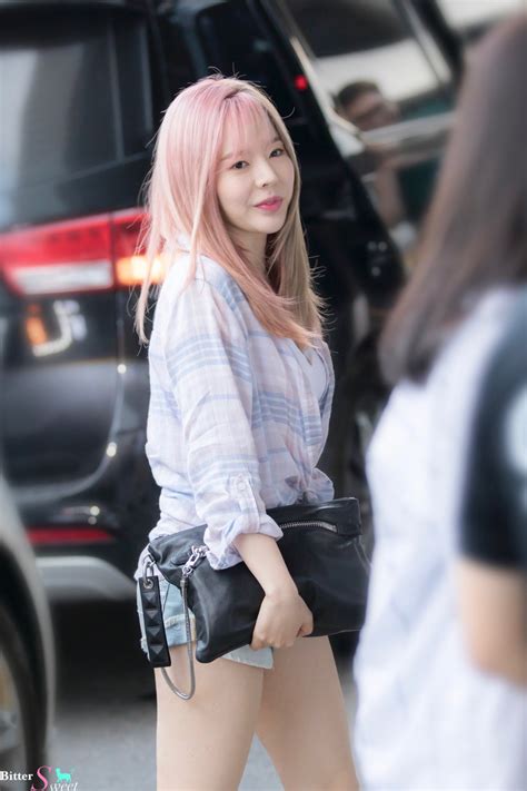 Sunny ️ Girls Generation Snsd Airport Fashion Kpop Girls