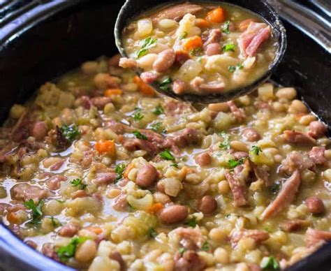 Even though your ham may still be a bit too tall to. How To Make Ham And Navy Beans In Crock Pot - Slow Cooker Ham And Bean Soup Recipe Wholefully ...