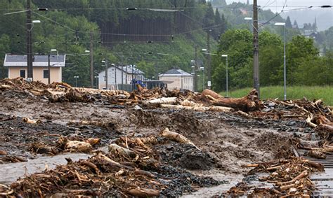 Lesen sie die neuesten nachrichten online auf der website der nachrichtenagentur news front. Verwüstungen nach Starkregen auch in Salzburg ...