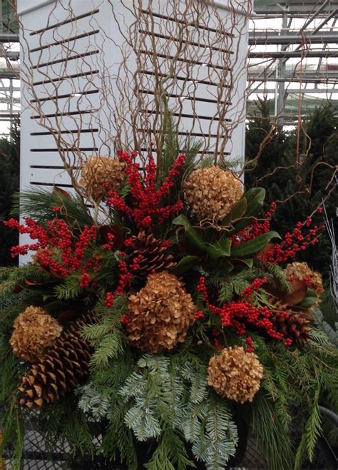 The classic dried flower bouquet makes a gorgeous statement decoration in your home and on your instagram feed. Outdoor Christmas Arrangement Dried Hydrangea, Magnolia ...