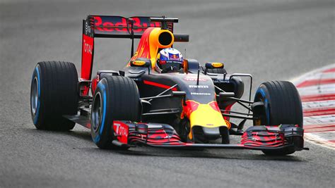 A subreddit for all those who are fans of the red bull racing formula 1 team. Official: 2016 Red Bull RB12 Formula 1 Car - GTspirit