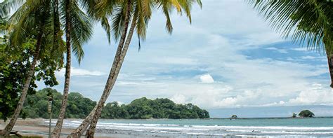 For those interested in costa rica real estate, the dominical area has some attractive options that no more than 10 miles south of dominical costa rica is another small village that is worth heading to. Playa Dominical Costa Rica • Villas Alturas Costa Rica