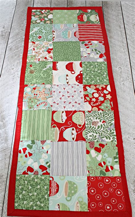 Download How to make a simple table runner | The Stitching Scientist