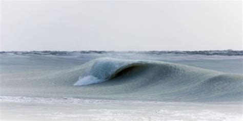 Photographer Captures Frozen Waves In Nantucket Beach