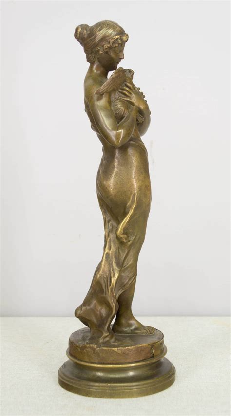 19th Century French Bronze Sculpture by Emile Laporte For ... A été creé laurel stone ⟶ mise à jour avec succès 22 janv.