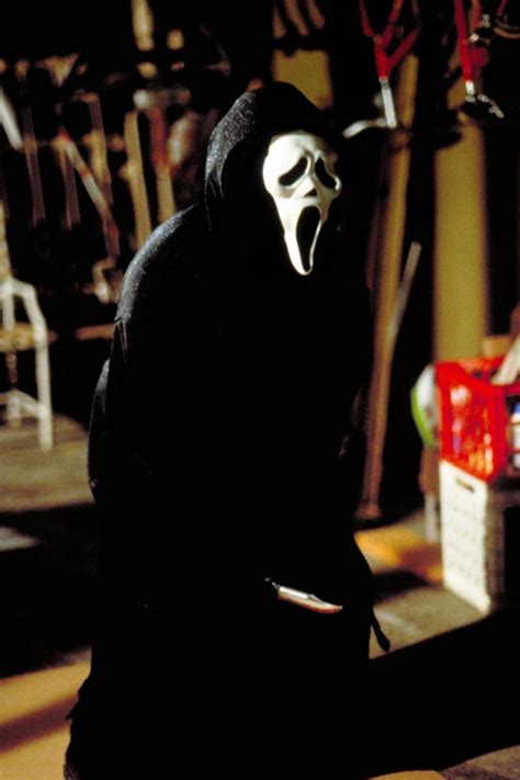 Ghostface Scream Horror Movie Villain Halloween Costume Ideas