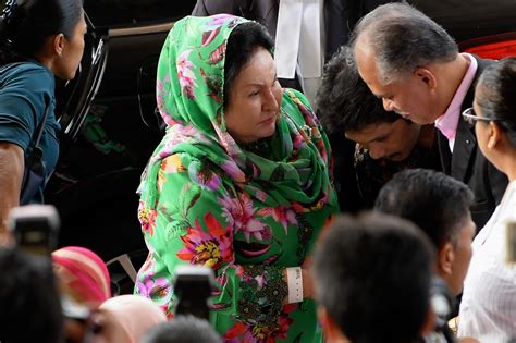 malaysia s former first lady goes on trial for corruption