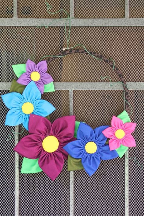 Tutorial Fabric Flower Embroidery Hoop Wreath Sewing