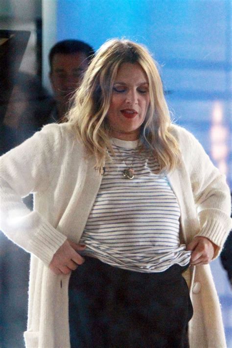 Drew Barrymore Arrives At Today Show 01 Gotceleb