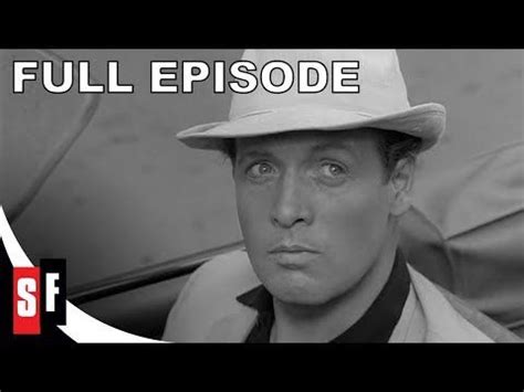 Shukri yahaya, azira shafinaz, syed aiman, aidil aziz, hafeez mikhail, amirul faqeem, mustapha kamal, haleeda apakah mereka menjalani kehidupan seindah dan sesempurna villa ghazara? Secret Agent: Season 1 Episode 1 - View From The Villa ...