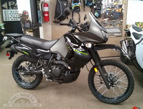 Messing around with the klr650 was always going to be controversial and it's impossible to please everyone's desires for a new klr. 2014 Kawasaki KLR650 New Edition - Moto.ZombDrive.COM