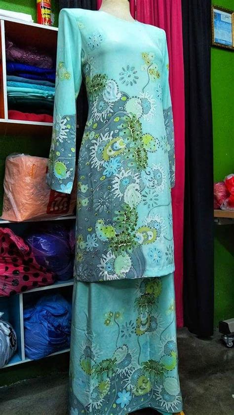 Baju Kurung Sutera Terengganu Desa Murni Batik Batik Terengganu Malaysian Apparel Store