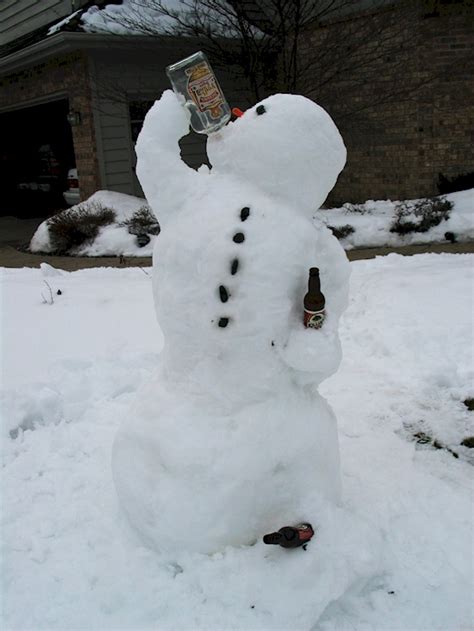 15 Hilariously Creative Snowmen That Will Take Winter To The Next Level 7 Made My Day