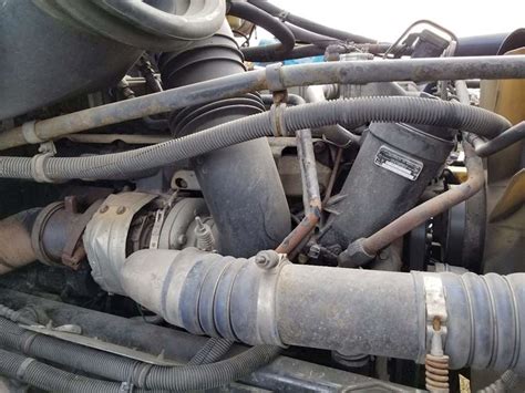Sold *pre emission* seat being repaired before sale. Mercedes-Benz MBE 4000 Engine for a 2006 Freightliner COLUMBIA 120 For Sale | Ucon, ID | 101517 ...