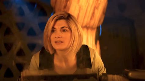 Doctor Whos Jodie Whittaker Teases “stripped Back” Regeneration