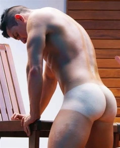 Male Group Nude Ass