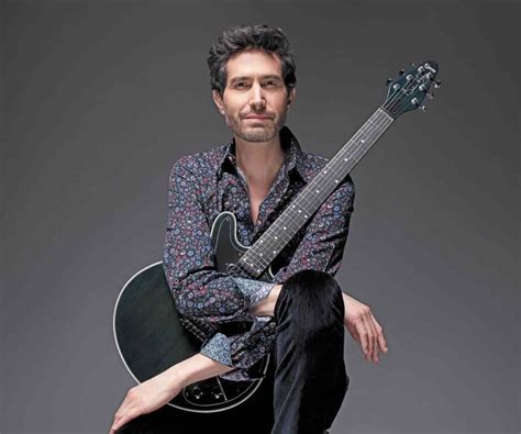 Fan page oficial del artista mexicano de pop/rock benny ibarra. Benny Ibarra habla de Julissa en serenta para las mamás