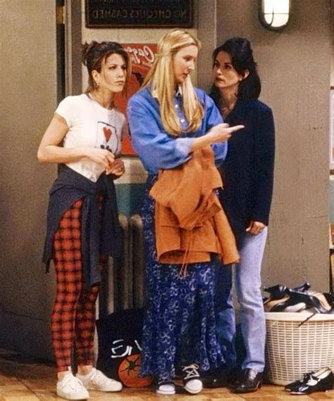 Rachel Phoebe Monica Friends Fashion Rachel Green Style Rachel