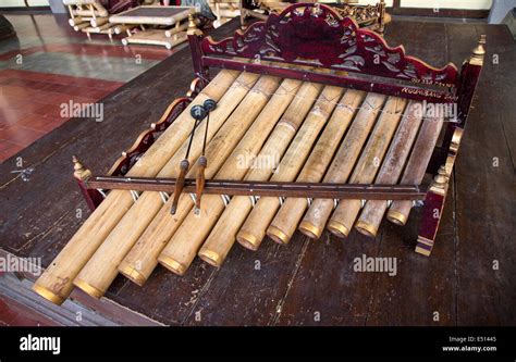 Bali Indonesia Xylophone Kerta Gosa Museum Klungkung Semarapura