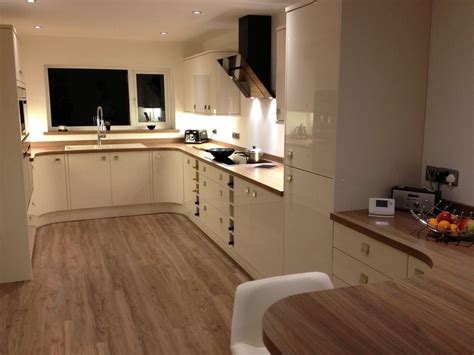 Howdens | the uk's number 1 trade kitchen supplier. Howden Kitchens Photos | Howden Kitchens | Pinterest ...