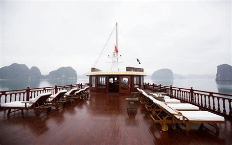 Emperor Cruises Ha Long Best Luxury Cruises In Halong Bay