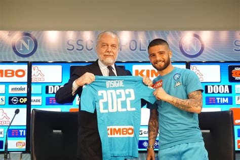 Your complete guide to lorenzo insigne; نابولي يغلق الباب أمام ليفربول وأرسنال بتجديد عقد إنسيني ...