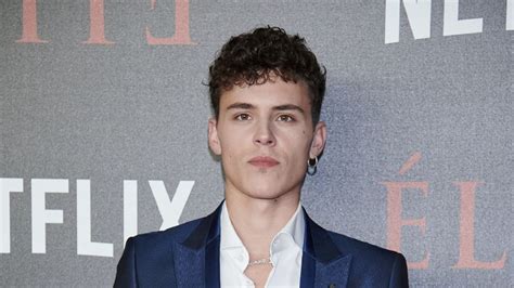Although, he gained recognition early. Who is Arón Piper dating? Arón Piper partner, spouse