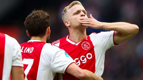 The football player is currently single, his starsign is aries and he is now 24 years of. Donny van de Beek: 6 Things to Know About Ajax Star & Real ...