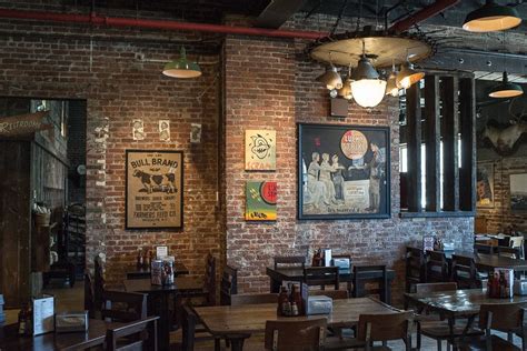 Supongo que esto se suma a la.autenticidad de algunas personas, pero para mí, no era tan. Dinosaur Bar-B-Que Gets Hip, Moves to Brooklyn - Eater NY