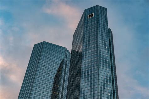 Deutsche bank aktie im überblick: Bild zu: Selbstverpflichtung: Jetzt wollen die Banken das ...