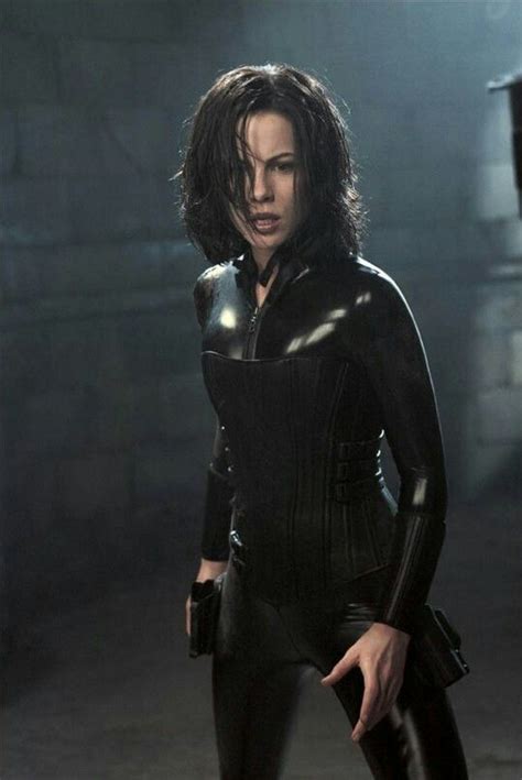 After much hype surrounding resident evil village 's tall vampire lady, players can now finally get their hands on ever since fans glimpsed lady dimitrescu in the third trailer , social media has been buzzing with thirsty declarations of lust. 2118 best images about Other worlds on Pinterest | The ...