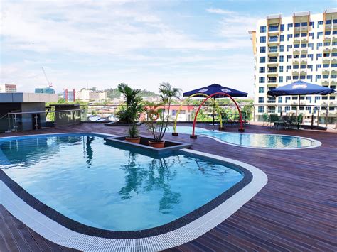 Crystal crown hotel harbour view, port klang is strategically situated in the central region of malaysia. Pool - Crystal Crown Hotel Kota Kinabalu