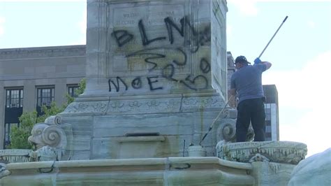 Volunteers Pick Up The Pieces After Damage From Protest Youtube