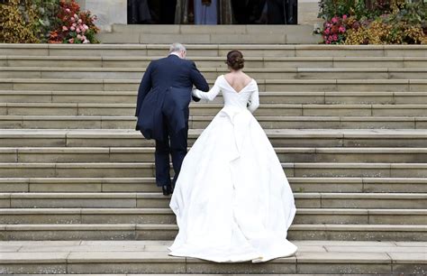 The environmentally conscious royal told british vogue they are two individual brides, after all, with dramatically different styles to boot. Princess Eugenie's Wedding Dress Looks Straight Out Of A ...