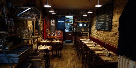 Cuisine, salle à manger, salle de détente, salle d'études, bibliothèque, laverie, cour intérieure, salle de sport. Brunch Les Garçons (75006 Paris) - OuBruncher
