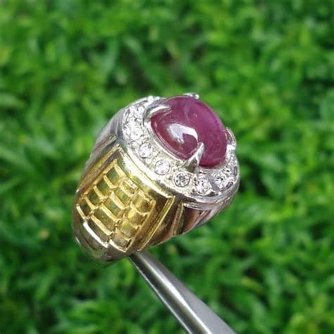 What does delima mean in english? Merah Delima Cincin Batu Mustika