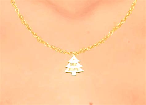 Elliesimple Merry Christmas Tree Necklace | Tree necklace, Christmas tree necklace, Arrow necklace