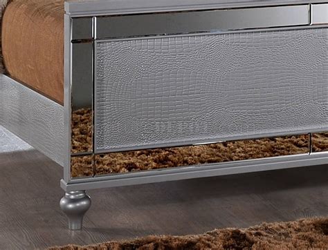Valentino silver upholstered bedroom set. Valentino II Bedroom Set 5Pc B9698 in Silver by NCFurniture