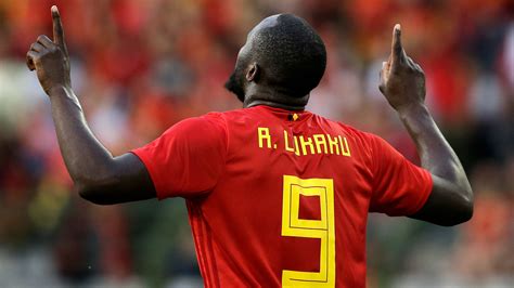 Romelu lukaku celebrates his opening goal. Fantasy Football: Five Replacement Forwards to consider ...
